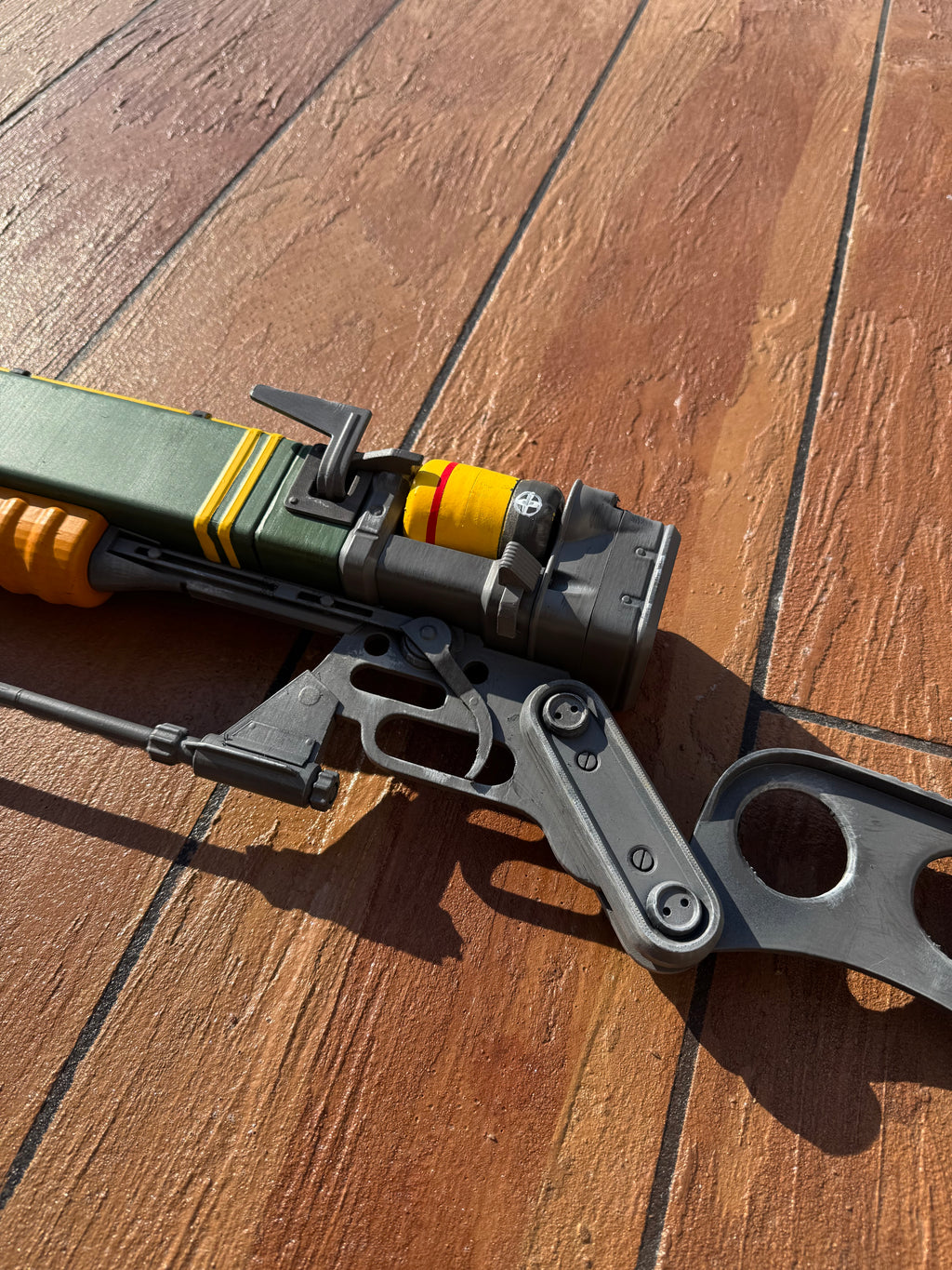 Fallout-Inspired Laser Rifle Prop