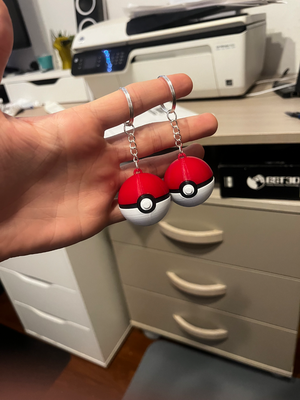 Pokemon Pokeball Keychain