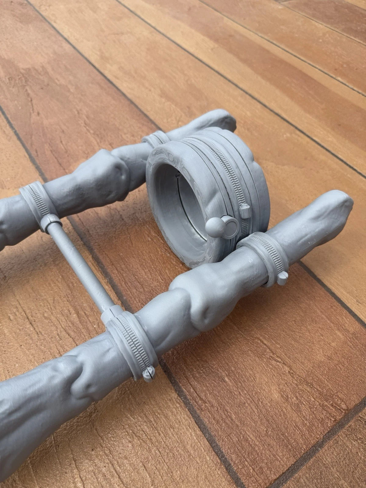 Fallout-Inspired Deathclaw Gauntlet