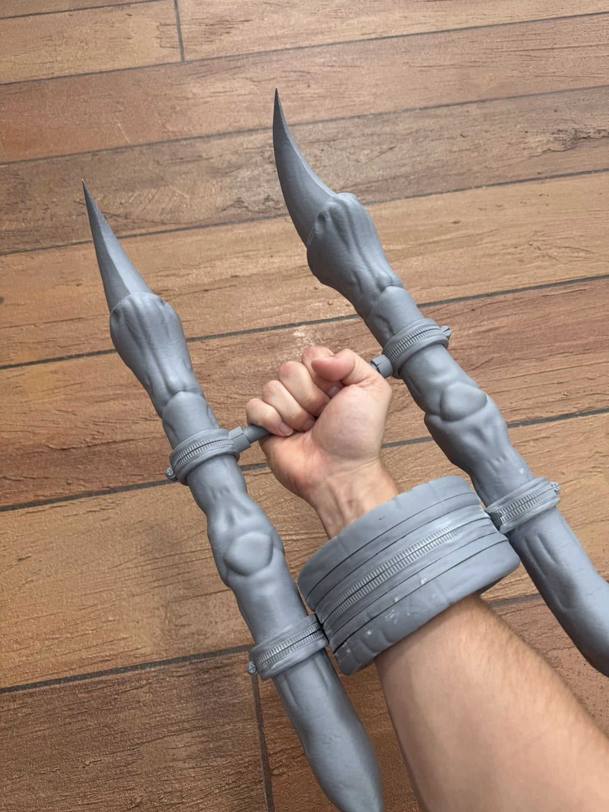 Fallout-Inspired Deathclaw Gauntlet